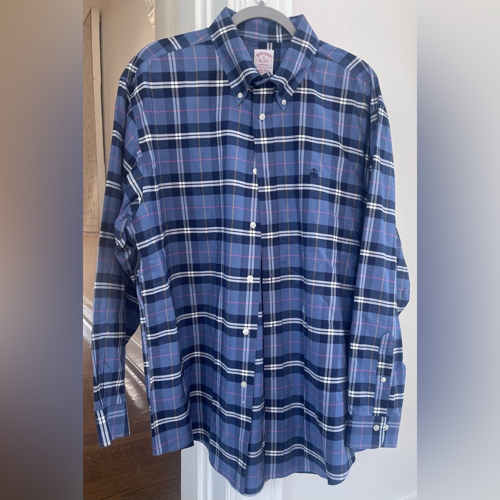 Brooks Brothers Madison Navy and White Shirt szXL